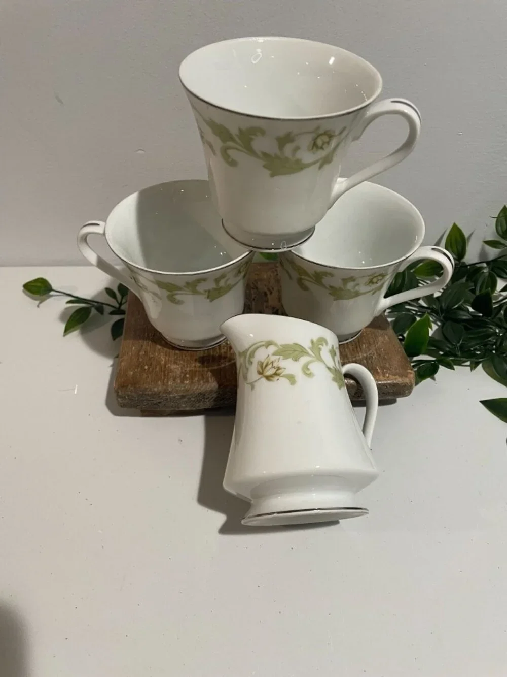 Mikasa Trousseau 9362 Fine China Creamer & 3 Coffee Cups Set Japan